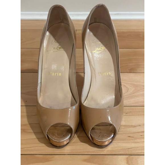 Christian Louboutin‎ Nude Peep
Toe Heels- Authentic- Size 36 - Picture 2 of 9